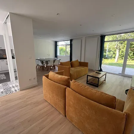 بيت للعطل Modern House Next Disneyland
